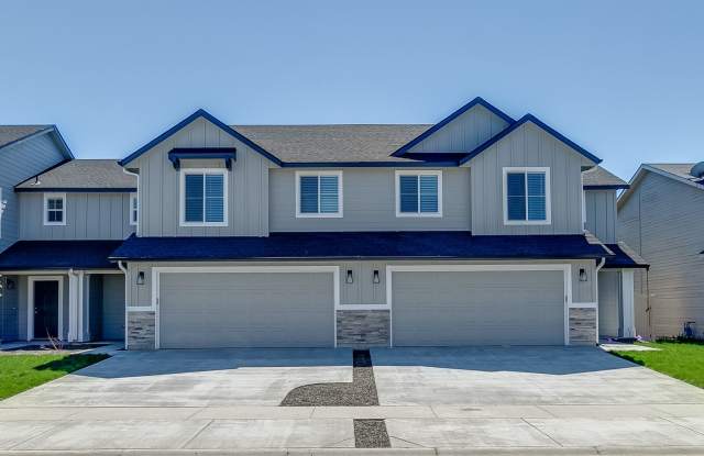 3 Bedroom Townhome Available photos photos