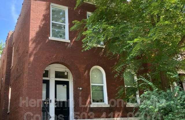 4500 South Grand Boulevard Gallery 1