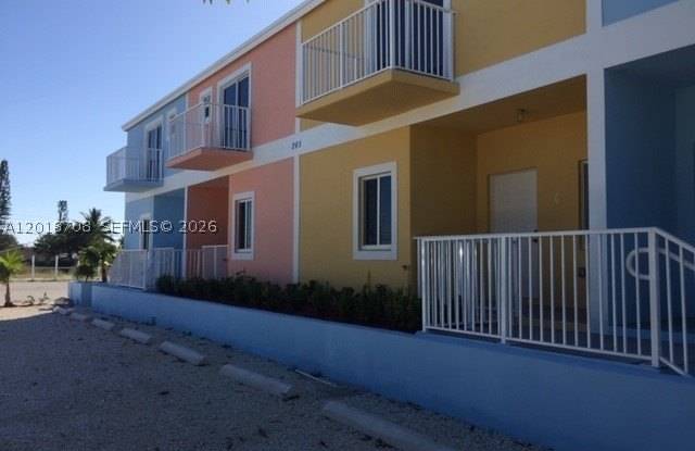265 15th St photos photos