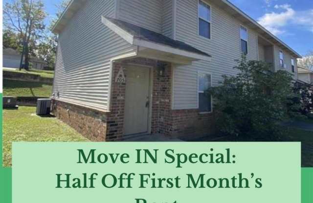 705 Garland  ST Unit #A - 705 West Garland Street, Siloam Springs, AR 72761