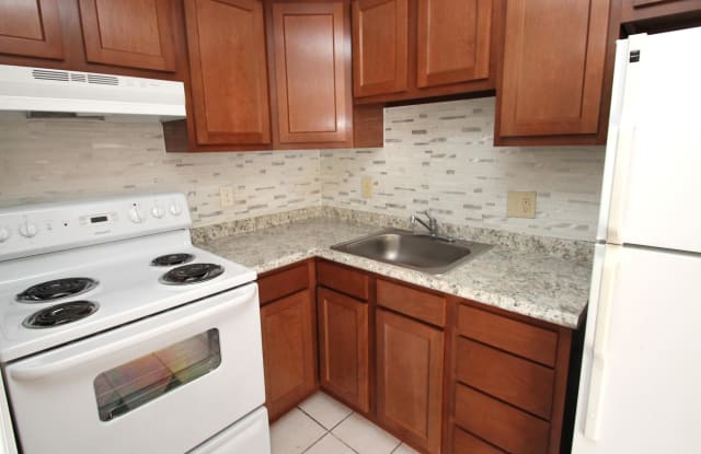 6150 LIBRARY ROADAPT 4 - 6150 Library Road, Bethel Park, PA 15102