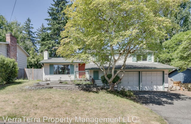 1261 150th Ave SE - 1261 150th Avenue Southeast, Bellevue, WA 98007