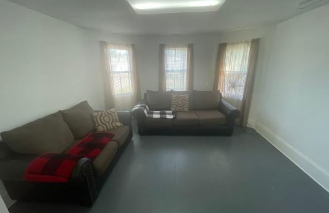 438 Park Ave. photos photos