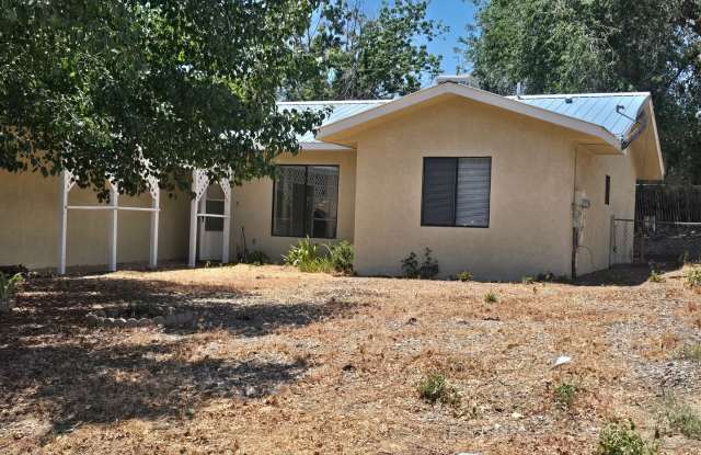 3 Bedroom in Bloomfield photos photos