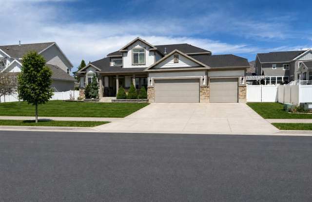 744 West Ridgeline Drive photos photos