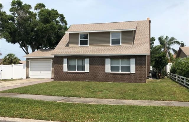 12930 129th Terrace North - 12930 129th Ter, Largo, FL 33774