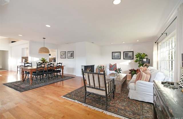 1512 Santanella Gallery 3