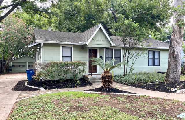 3/2 Home in the Heart of Zilker! - 1305 Oxford Avenue, Austin, TX 78704