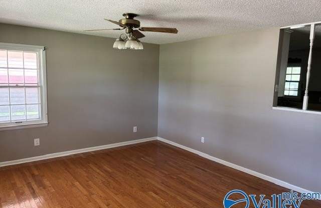 21079 Old Elkmont Road Gallery 2