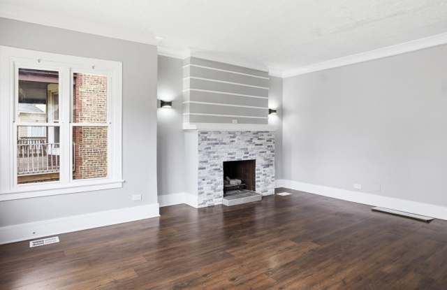 7815 S Emerald Avenue Gallery 4