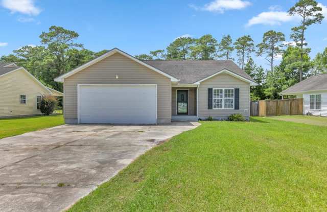 Minutes to Downtown Swansboro! No Subdivision! photos photos