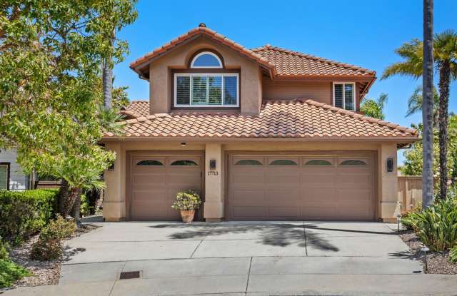 Single Family House with a view photos photos