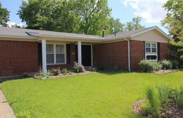 904 North Duchesne Drive photos photos