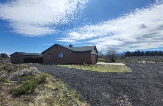 3 Bed 2 Bath Single level - Horse Property - Mountain Views photos photos