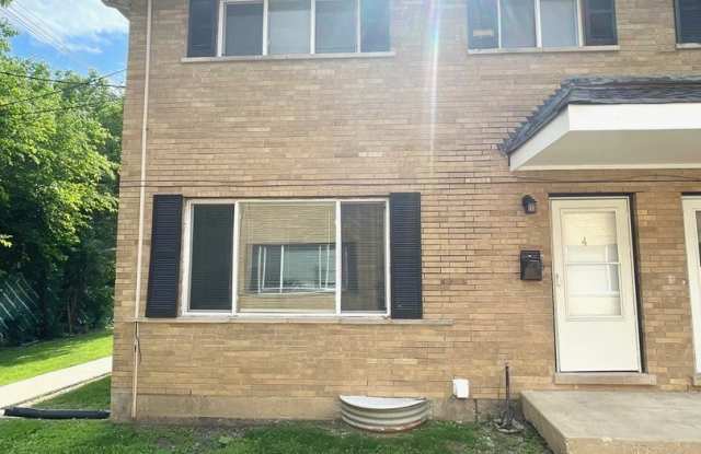 1721 E Roosevelt Road photos photos