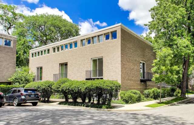 5616 S Harper Avenue photos photos