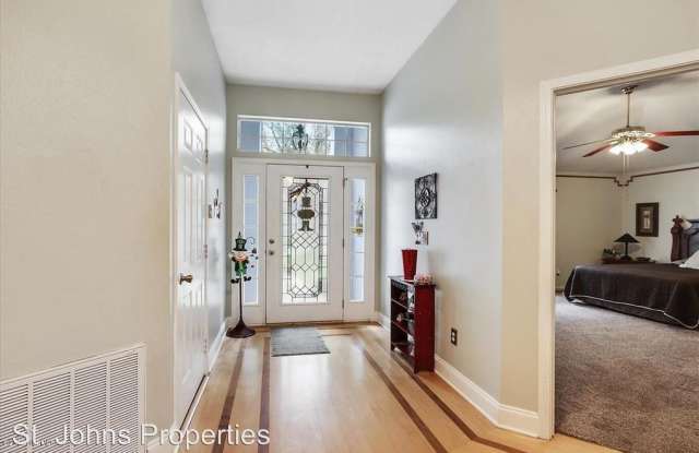 508 Bay Hollow Ct. Gallery 3
