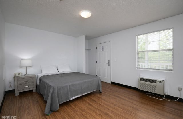 Siegel Select Acworth/Atlanta - 5475 Wade Green Road, Cherokee County, GA 30102