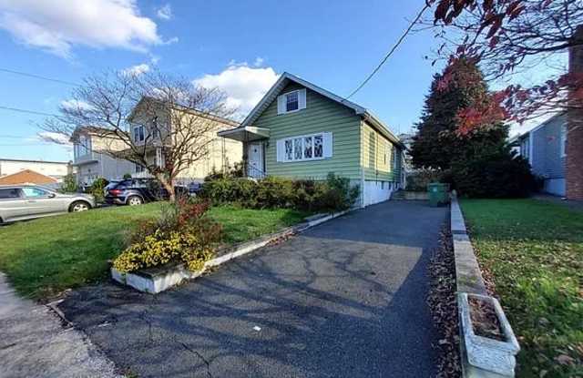 125 Berwood Ave. - 125 Berwood Avenue, Linden, NJ 07036