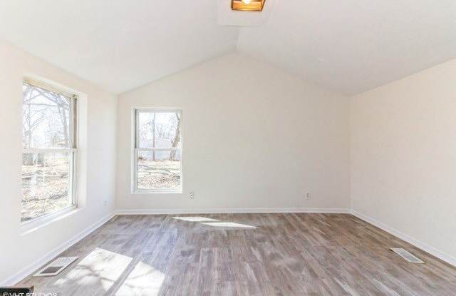 1803 Guion Street Gallery 4