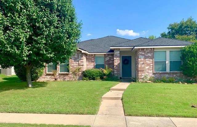 1693 Wildrose Drive - 1693 Wildrose Drive, Rockwall, TX 75032