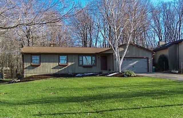 9588 Hoose Rd - 9588 Hoose Road, Mentor, OH 44060