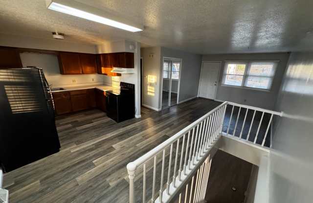 3 Bedroom house in Bettendorf 2 Bath 1 car attached garage with walkout basement - 702 30th Street, Bettendorf, IA 52722