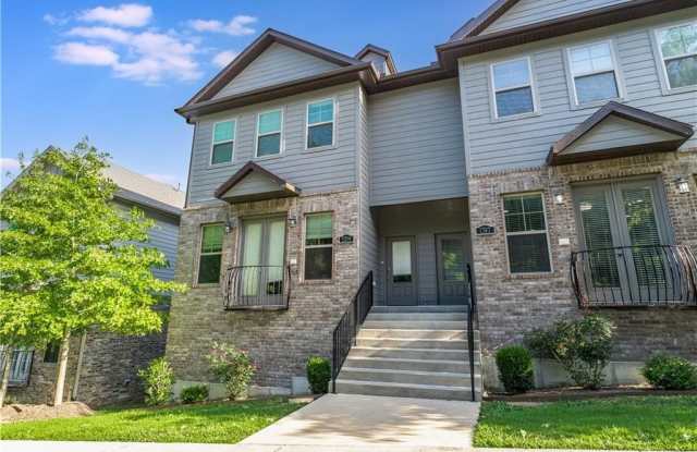 1765  W Nettleship  ST photos photos