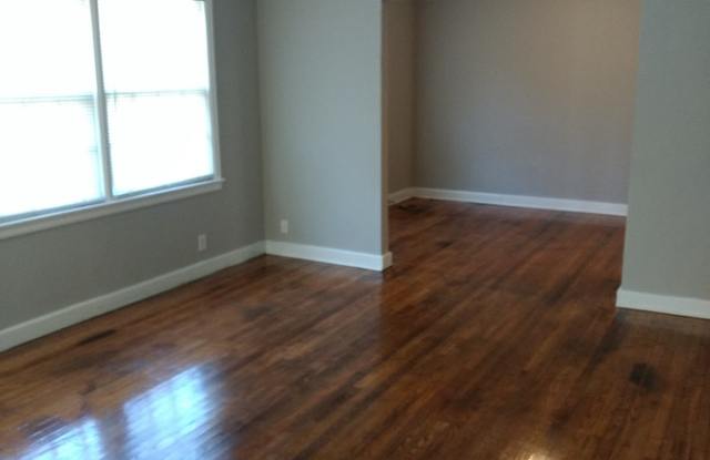 116 North Saint Marks Avenue Gallery 4