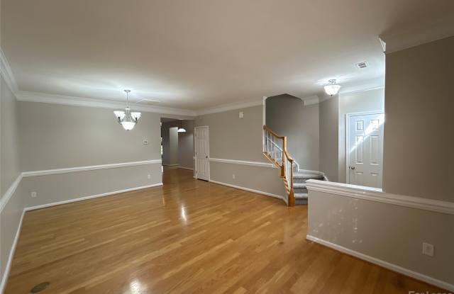 9715 Sunset Grove Drive Gallery 4