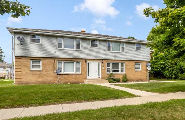 240 West Newhall Avenue - 4 - 240 West Newhall Avenue, Waukesha, WI 53186