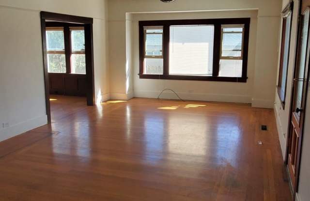 2982 1st St. Gallery 3
