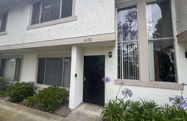 Available Move In Today!! Beautiful Two Story Condo located In Oceanside! Rent Today photos photos