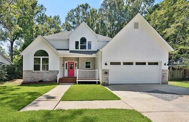 209 RICHLAND Drive East photos photos