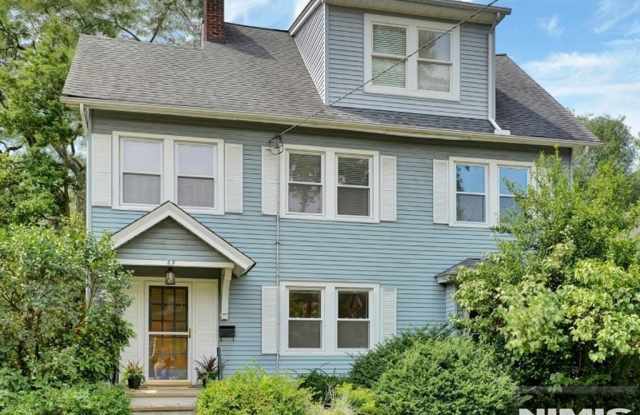 69 Montclair Avenue Gallery 1