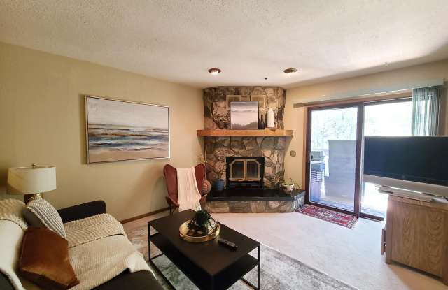 1700 Upper Ironhorse Loop photos photos