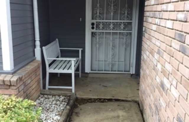 6319 Ridgehurst Gallery 2