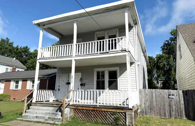 2011 Boston Avenue - A photos photos