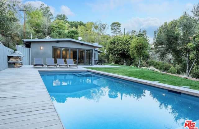 7312 Woodrow Wilson Dr - 7312 Woodrow Wilson Drive, Los Angeles, CA 90068