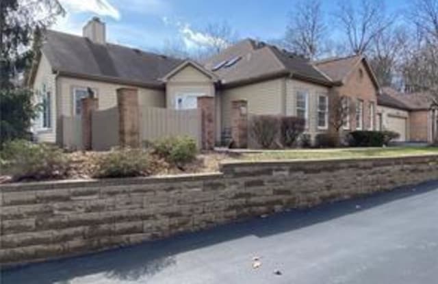 128 Linden Ct - 128 Linden Court, Seven Fields, PA 16046