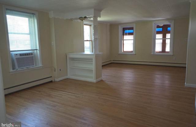 115 COLUMBIA AVENUE Gallery 2
