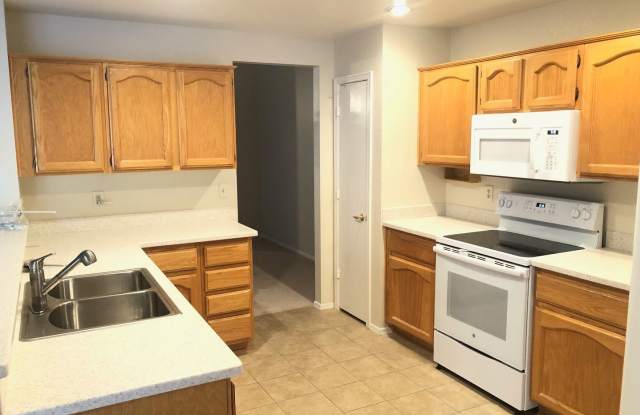 9134 E Diamond Dr Gallery 4