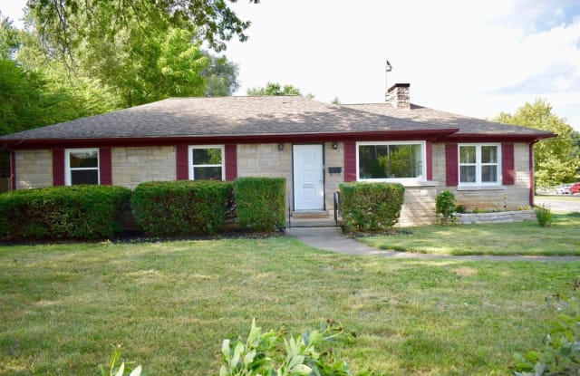 901 Lane Allan - 901 Lane Allen Road, Lexington, KY 40504