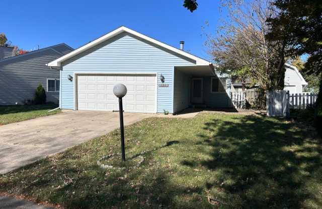 2902 Natalie Drive - 2902 Natalie Drive, Champaign, IL 61822
