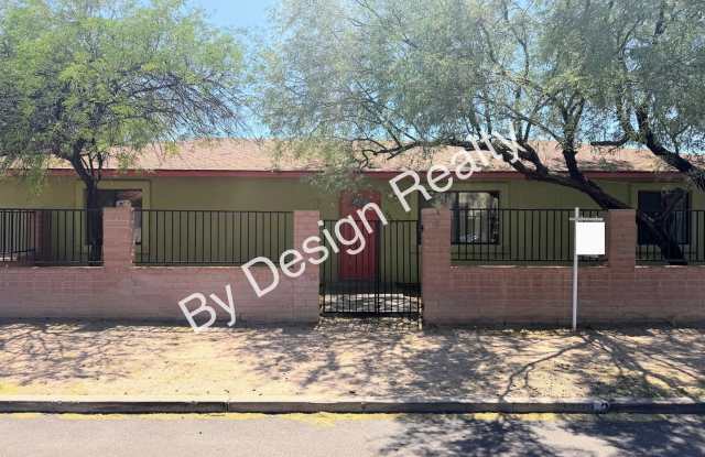 Modern 4 Bed 5 Bath Near UofA – Private Baths & Off-Street Parking photos photos