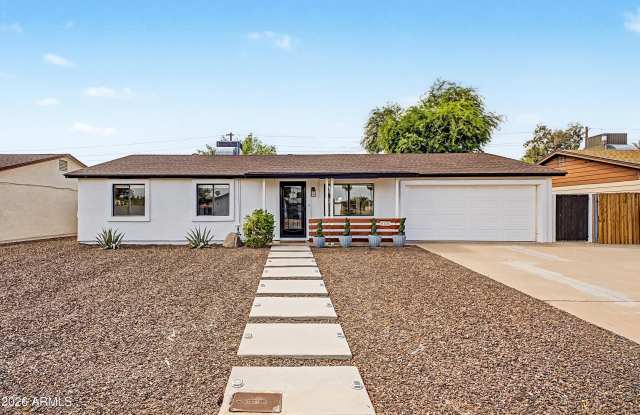 4101 E CALAVAR Road Gallery 1