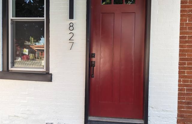 827 N QUEEN Street photos photos