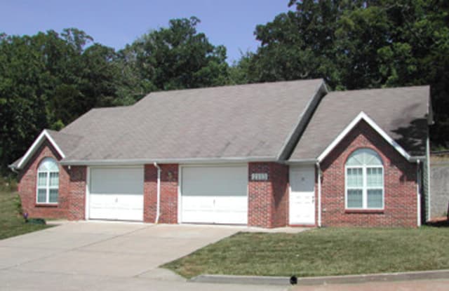 2113 Millbrook Ct.Unit B photos photos