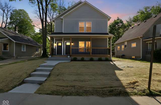 4623 Rookwood Avenue Gallery 2