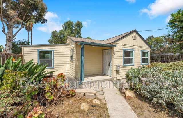 8355 Golden Ave photos photos
